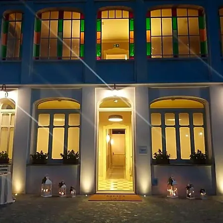 '900 Hotel 3*